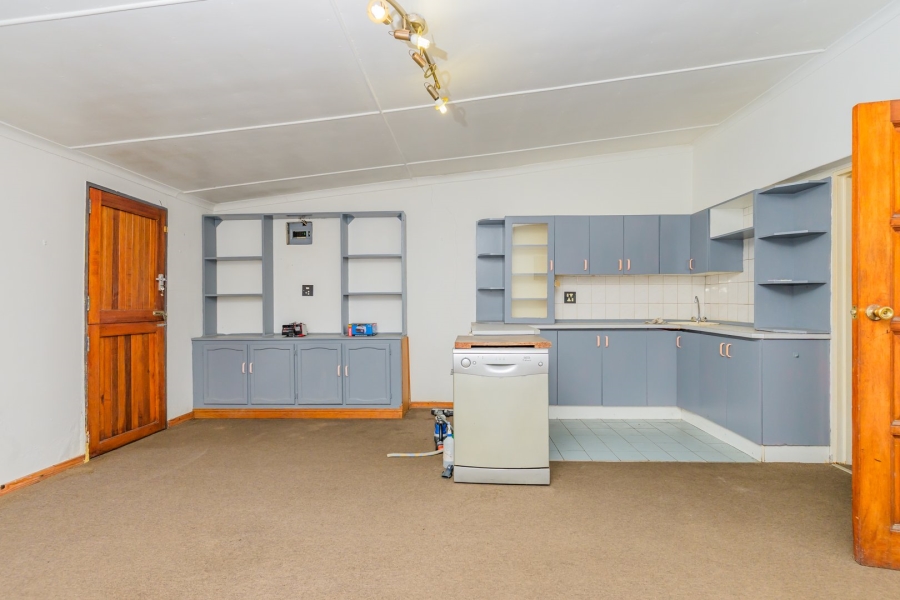 5 Bedroom Property for Sale in Sarnia KwaZulu-Natal