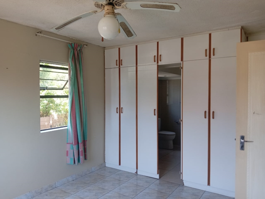 3 Bedroom Property for Sale in Amanzimtoti KwaZulu-Natal