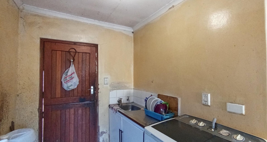 2 Bedroom Property for Sale in Umlazi KwaZulu-Natal