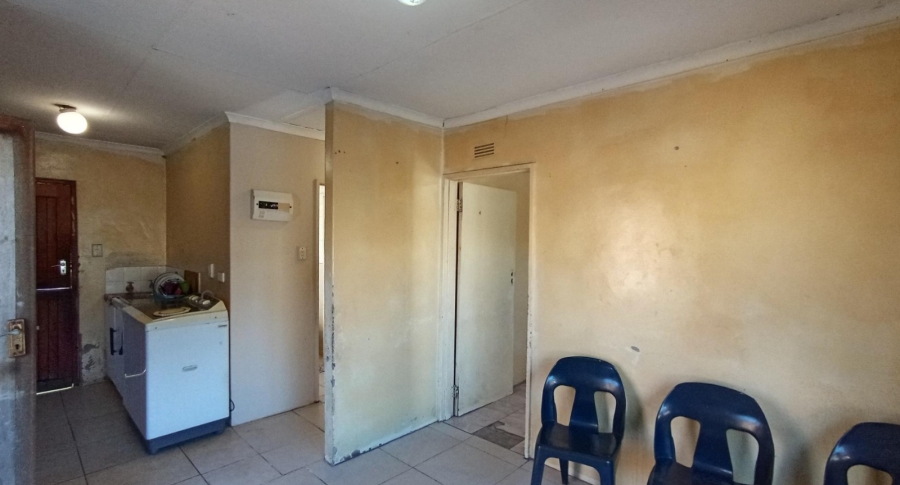 2 Bedroom Property for Sale in Umlazi KwaZulu-Natal