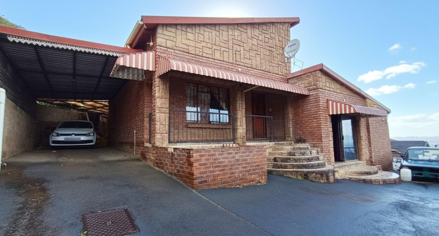 3 Bedroom Property for Sale in Raisethorpe KwaZulu-Natal