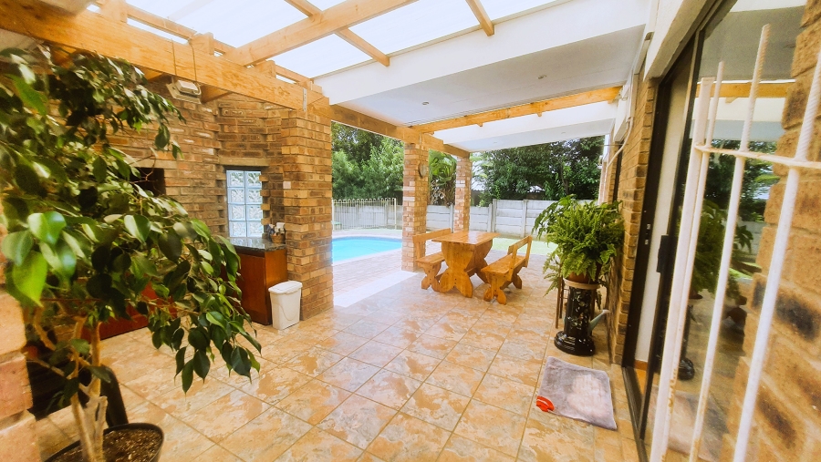 4 Bedroom Property for Sale in Pioneer Park KwaZulu-Natal