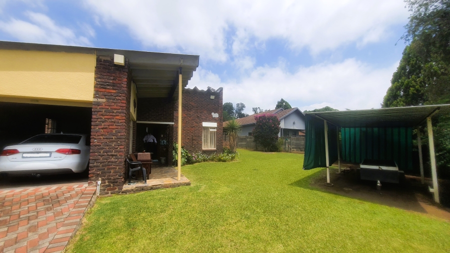 4 Bedroom Property for Sale in Pioneer Park KwaZulu-Natal