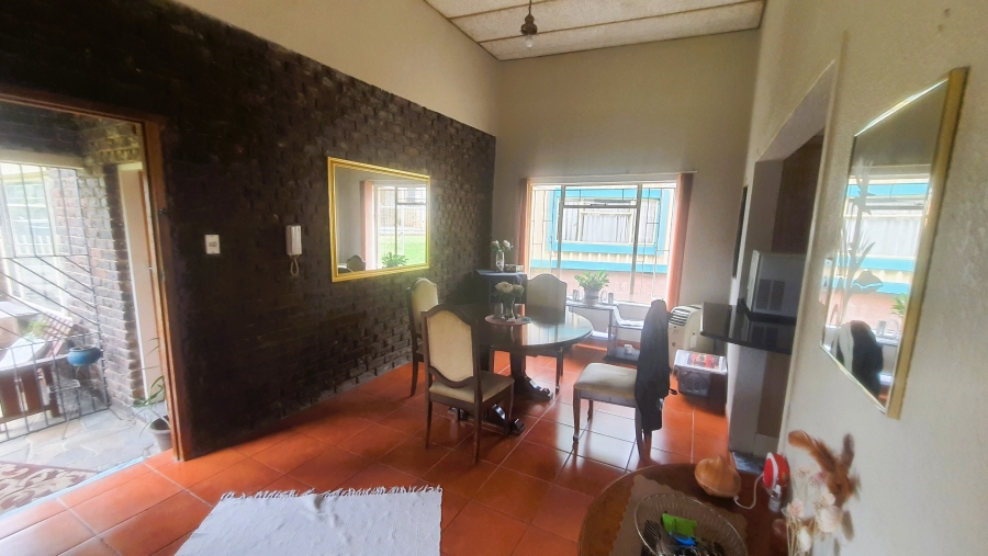 4 Bedroom Property for Sale in Pioneer Park KwaZulu-Natal