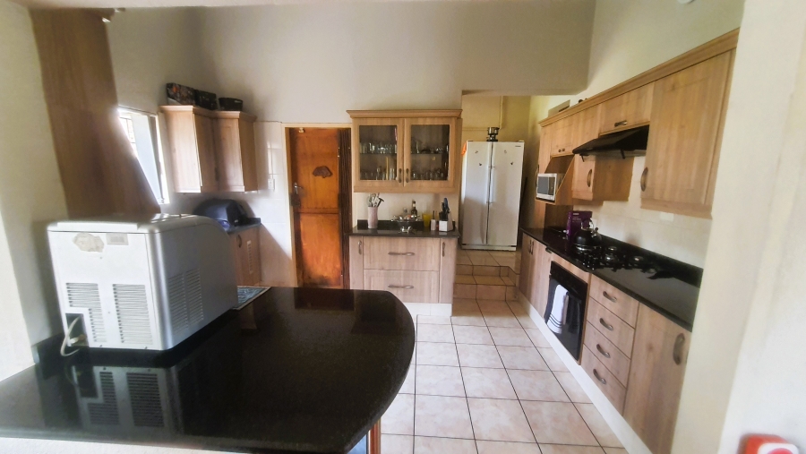 4 Bedroom Property for Sale in Pioneer Park KwaZulu-Natal