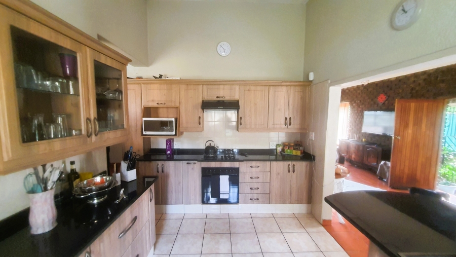 4 Bedroom Property for Sale in Pioneer Park KwaZulu-Natal