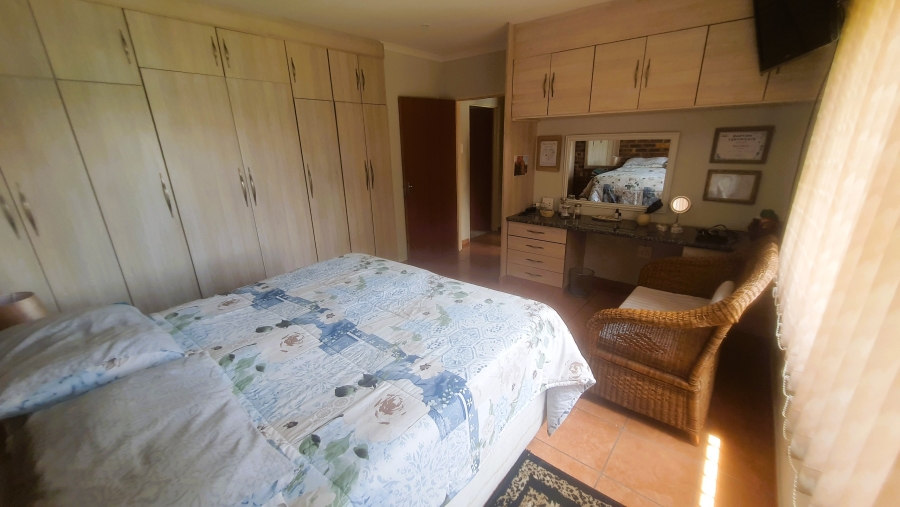 4 Bedroom Property for Sale in Pioneer Park KwaZulu-Natal