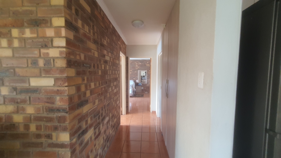 4 Bedroom Property for Sale in Pioneer Park KwaZulu-Natal