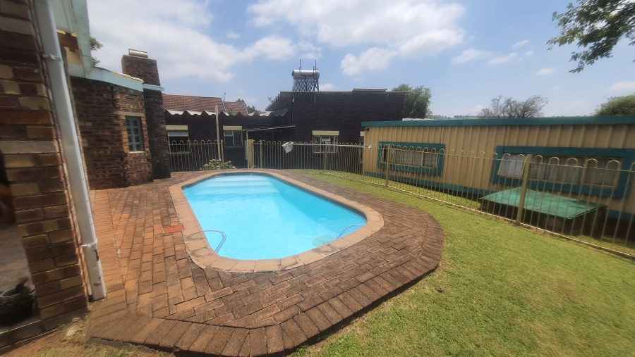 4 Bedroom Property for Sale in Pioneer Park KwaZulu-Natal