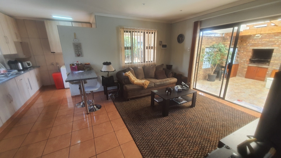4 Bedroom Property for Sale in Pioneer Park KwaZulu-Natal