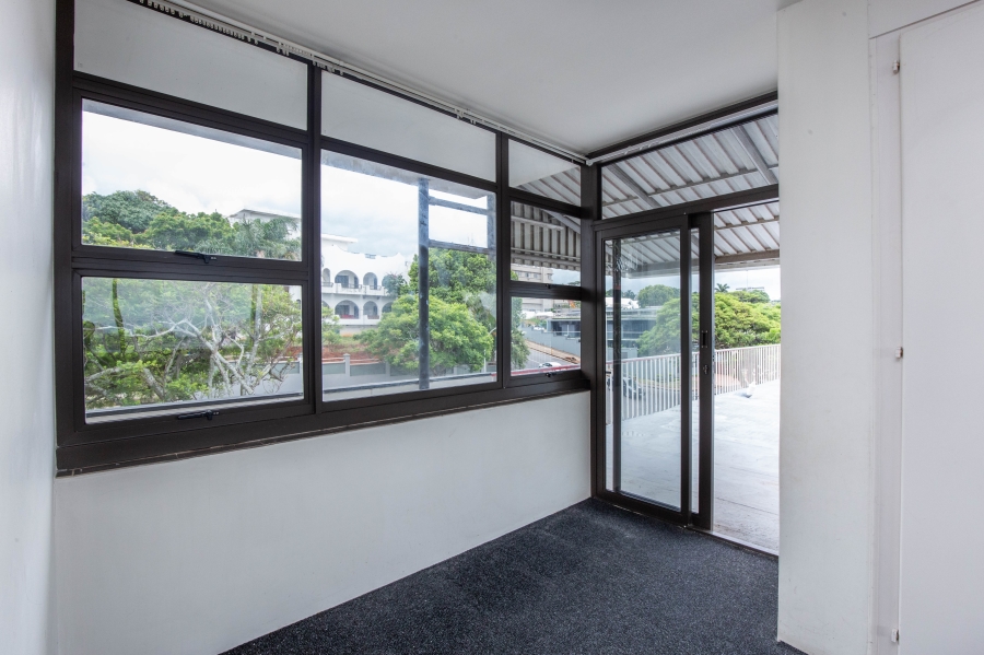 2 Bedroom Property for Sale in Essenwood KwaZulu-Natal