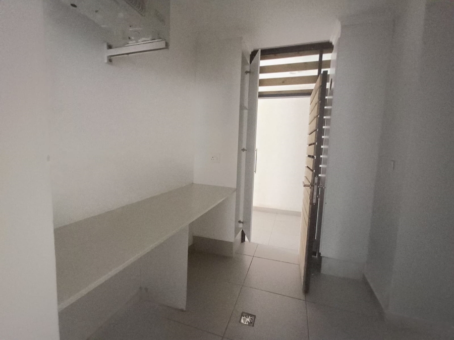 1 Bedroom Property for Sale in Umhlanga Ridge KwaZulu-Natal