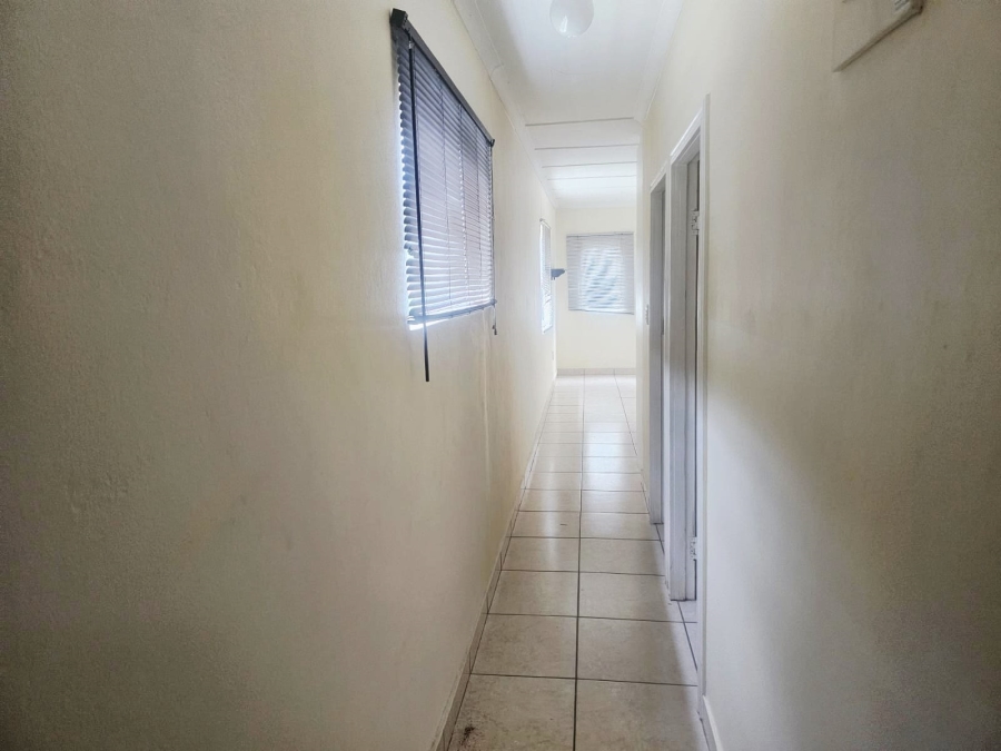 To Let 2 Bedroom Property for Rent in Brindhaven KwaZulu-Natal