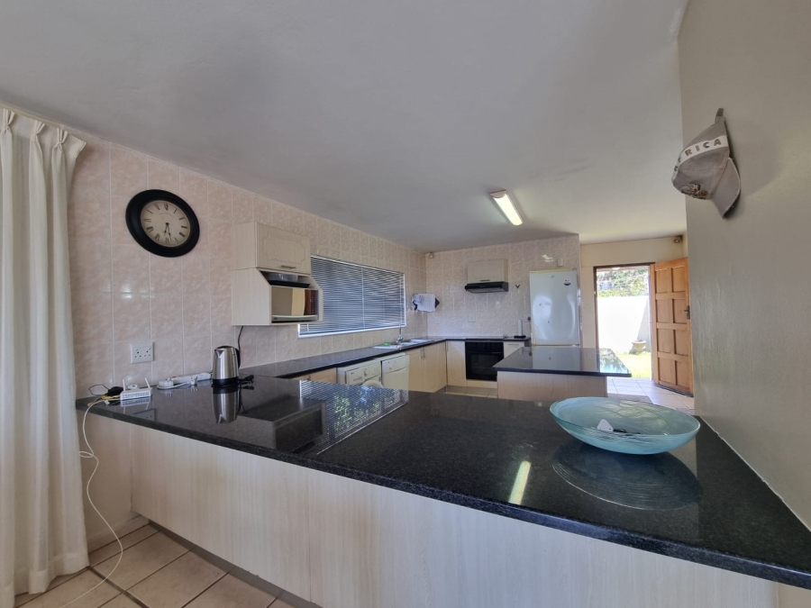 3 Bedroom Property for Sale in Shelly Beach KwaZulu-Natal
