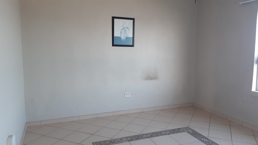To Let 2 Bedroom Property for Rent in Amanzimtoti KwaZulu-Natal