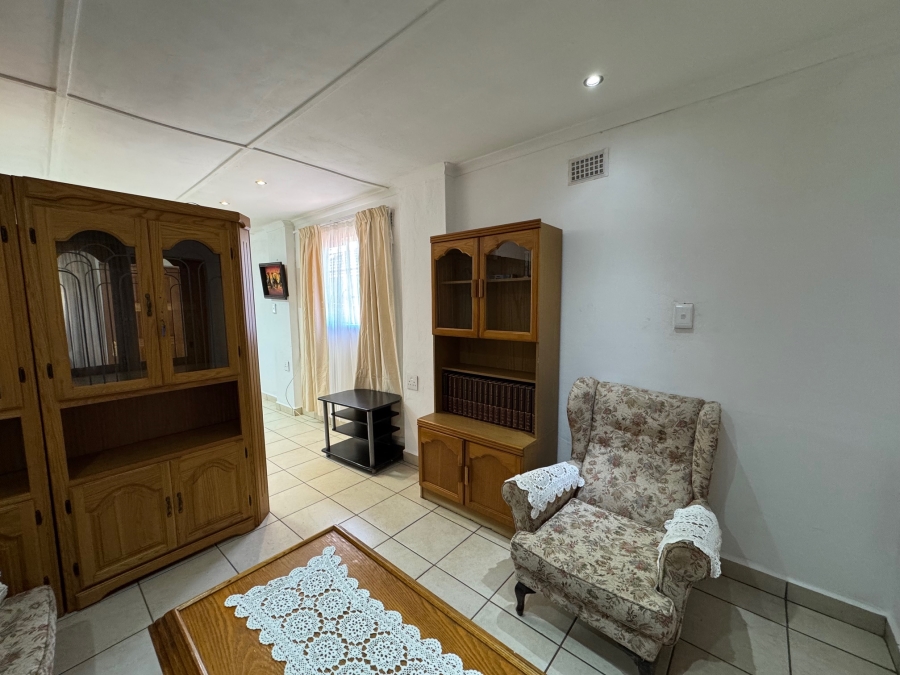 1 Bedroom Property for Sale in Hayfields KwaZulu-Natal