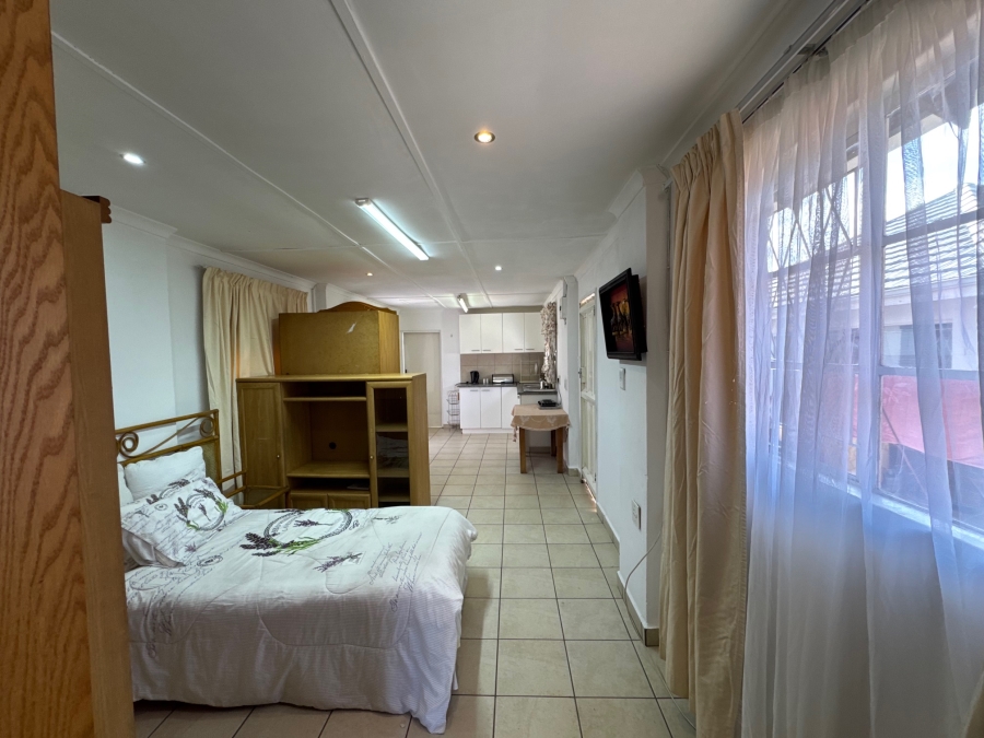 1 Bedroom Property for Sale in Hayfields KwaZulu-Natal