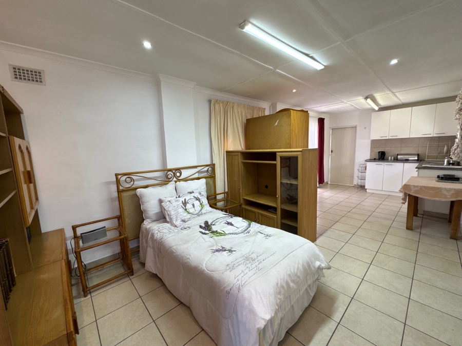 1 Bedroom Property for Sale in Hayfields KwaZulu-Natal