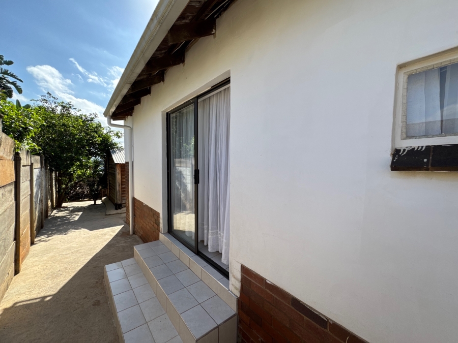 1 Bedroom Property for Sale in Hayfields KwaZulu-Natal