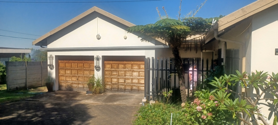 3 Bedroom Property for Sale in Aviary Hill KwaZulu-Natal