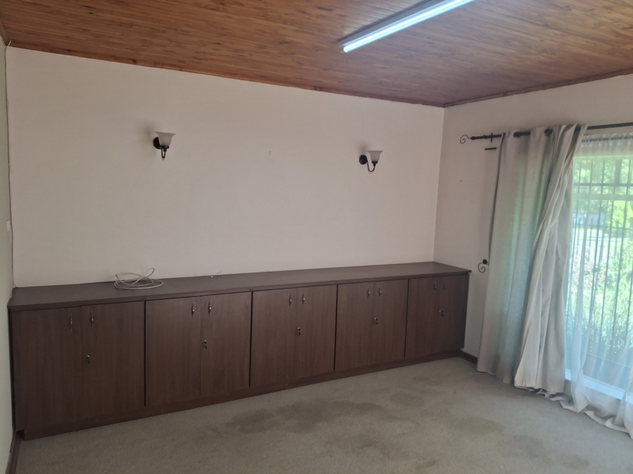 3 Bedroom Property for Sale in Aviary Hill KwaZulu-Natal