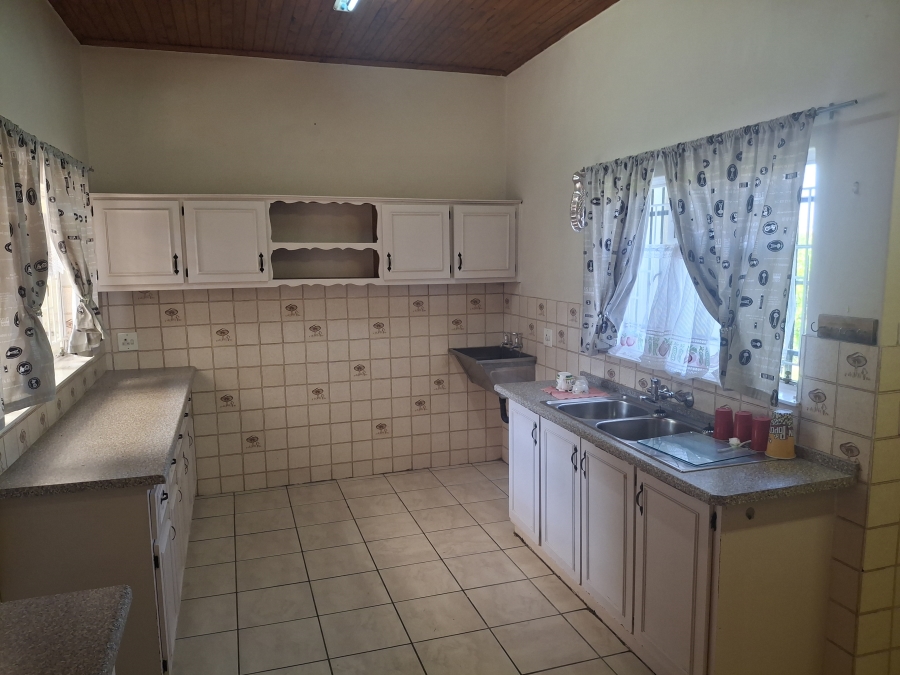 3 Bedroom Property for Sale in Aviary Hill KwaZulu-Natal