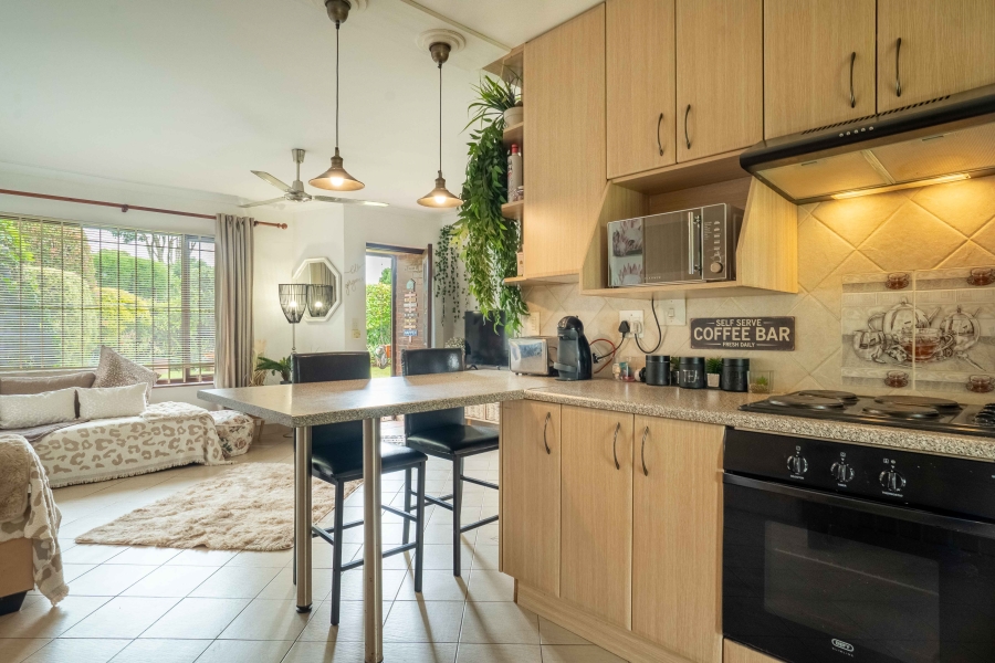 2 Bedroom Property for Sale in Waterfall KwaZulu-Natal