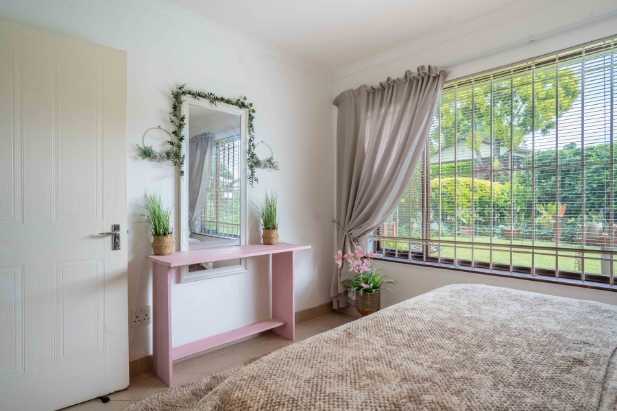 2 Bedroom Property for Sale in Waterfall KwaZulu-Natal