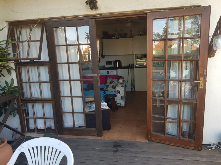 To Let 1 Bedroom Property for Rent in Umbilo KwaZulu-Natal