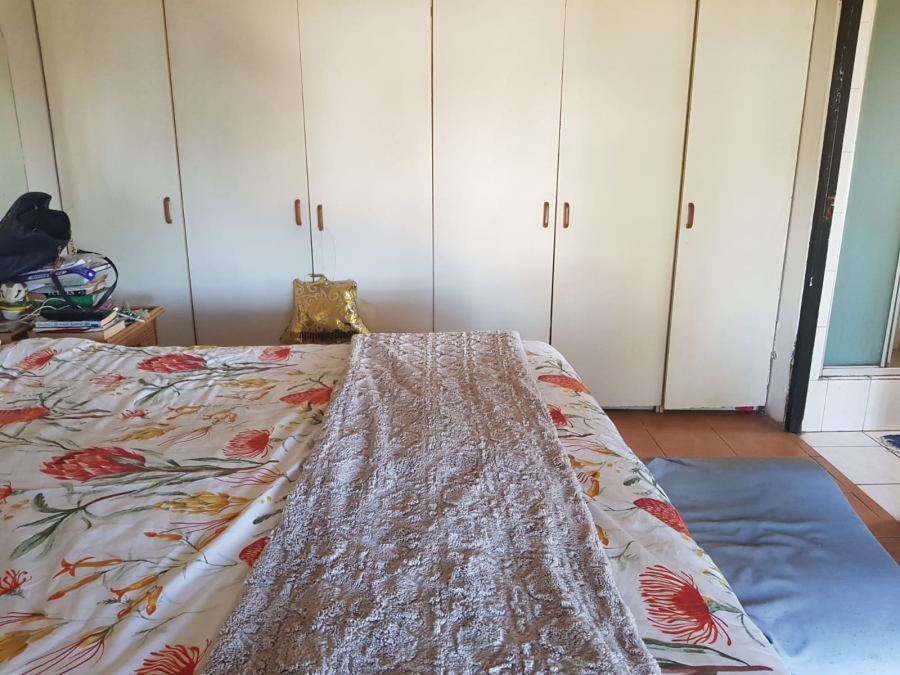 To Let 1 Bedroom Property for Rent in Umbilo KwaZulu-Natal