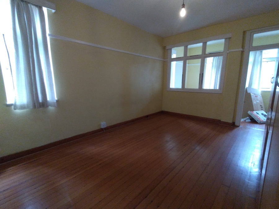 2 Bedroom Property for Sale in Glenwood KwaZulu-Natal