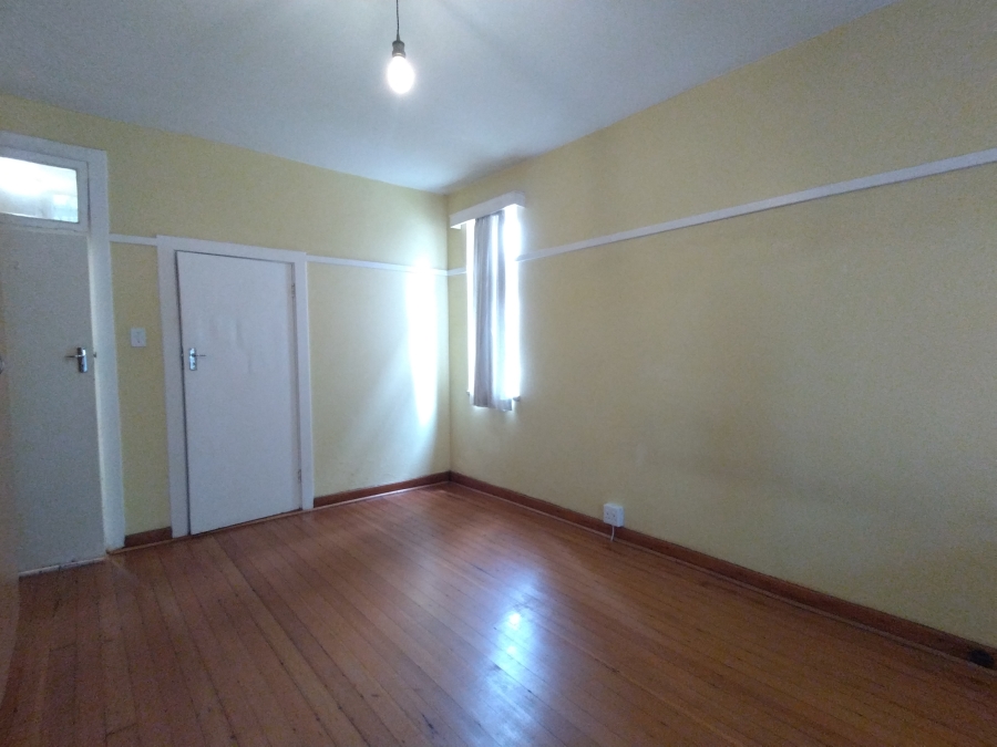 2 Bedroom Property for Sale in Glenwood KwaZulu-Natal