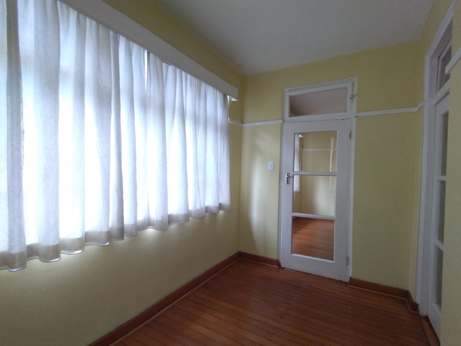 2 Bedroom Property for Sale in Glenwood KwaZulu-Natal