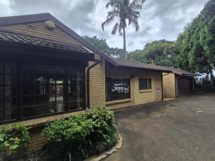 4 Bedroom Property for Sale in Ferncliffe KwaZulu-Natal