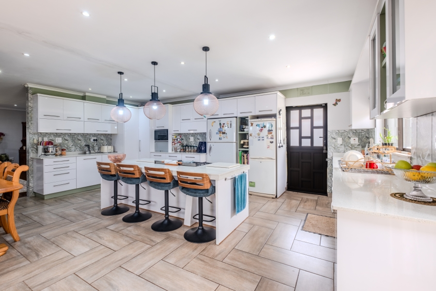 4 Bedroom Property for Sale in Durban North KwaZulu-Natal