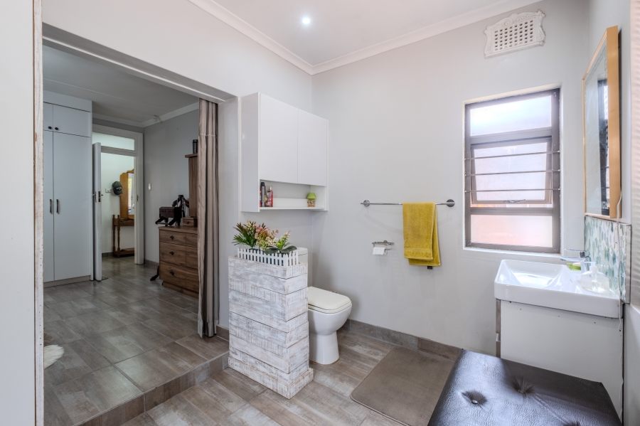 4 Bedroom Property for Sale in Durban North KwaZulu-Natal