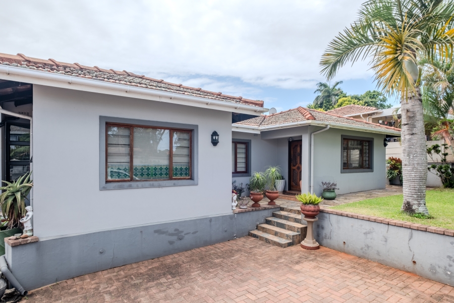 4 Bedroom Property for Sale in Durban North KwaZulu-Natal