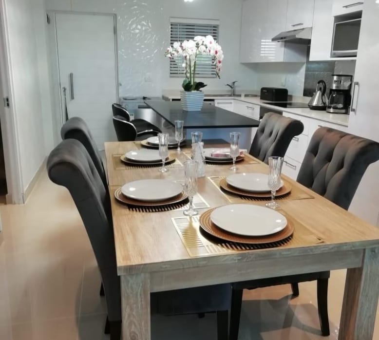 To Let 2 Bedroom Property for Rent in Ballito Central KwaZulu-Natal