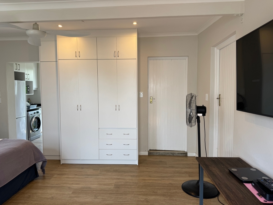 To Let 5 Bedroom Property for Rent in Garlington KwaZulu-Natal