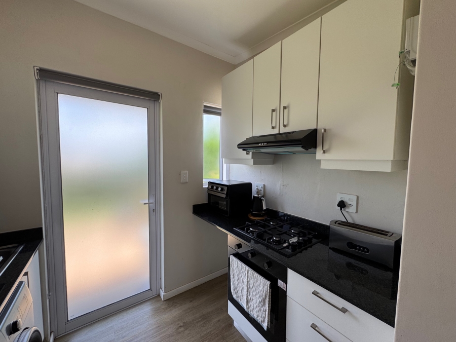 To Let 5 Bedroom Property for Rent in Garlington KwaZulu-Natal