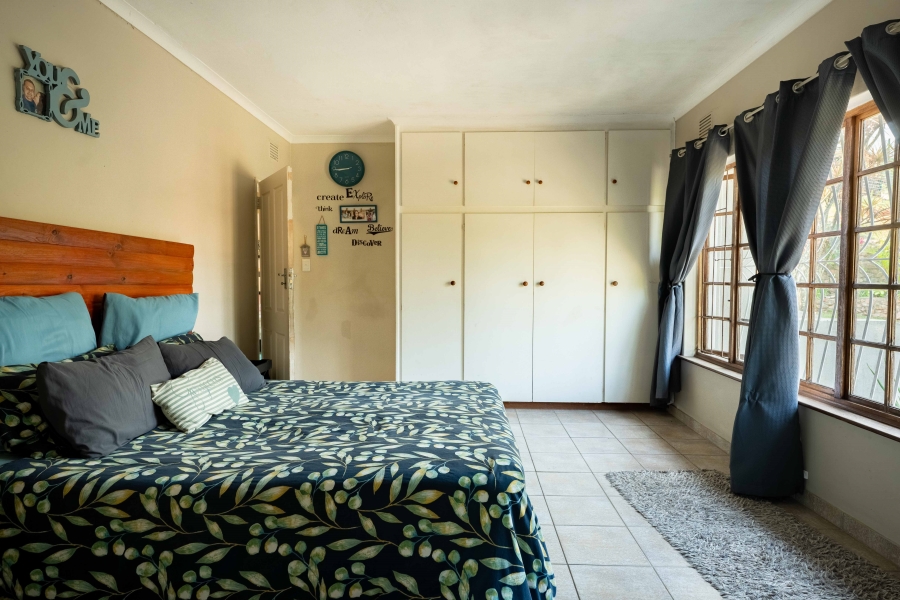 3 Bedroom Property for Sale in Amanzimtoti KwaZulu-Natal