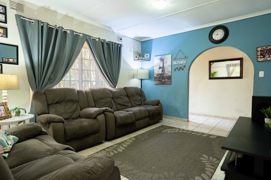 3 Bedroom Property for Sale in Amanzimtoti KwaZulu-Natal