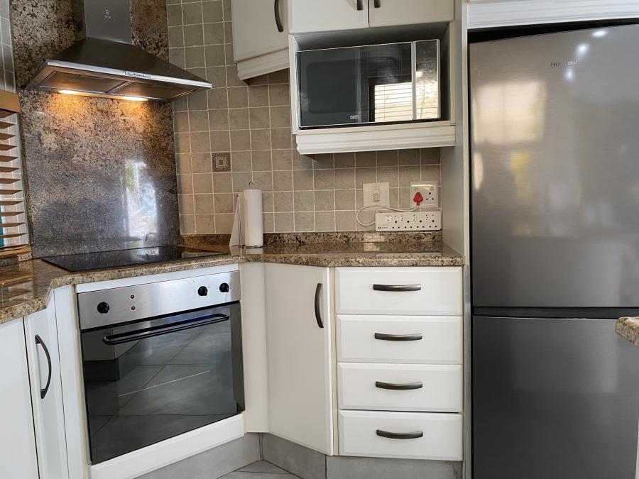 To Let 2 Bedroom Property for Rent in Shakas Rock KwaZulu-Natal