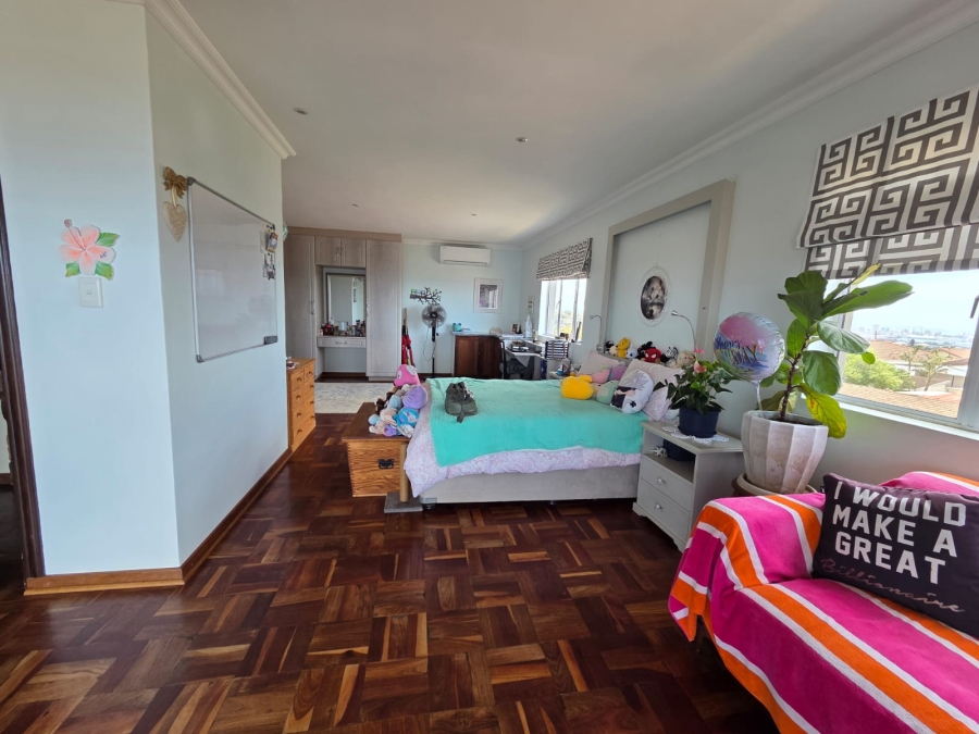 5 Bedroom Property for Sale in Bluff KwaZulu-Natal