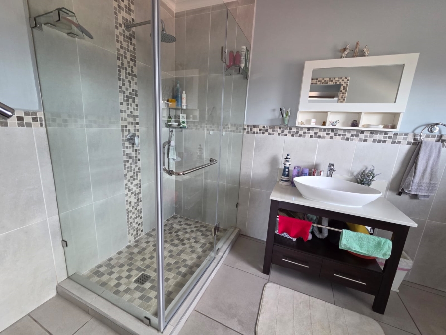 5 Bedroom Property for Sale in Bluff KwaZulu-Natal