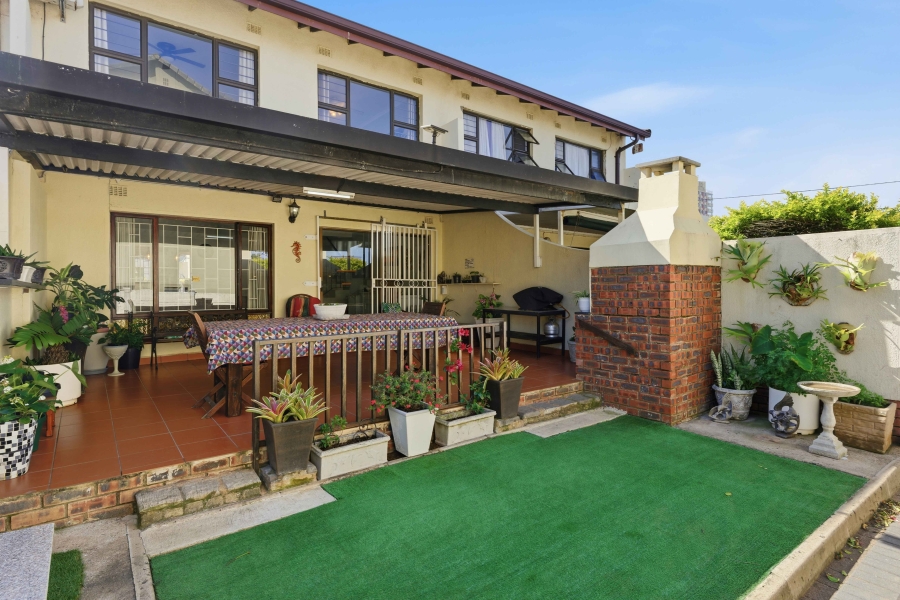 3 Bedroom Property for Sale in Amanzimtoti KwaZulu-Natal