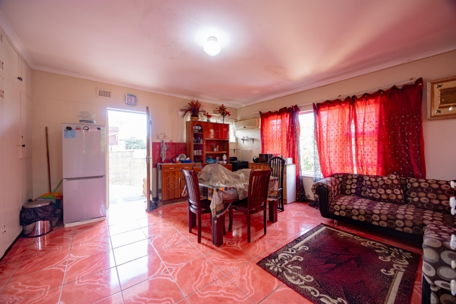 6 Bedroom Property for Sale in Westville Central KwaZulu-Natal