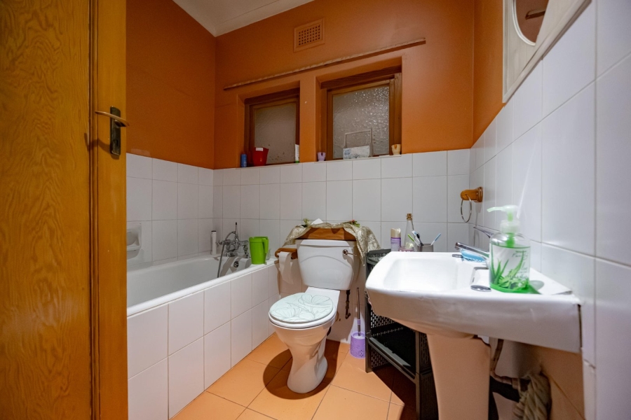 6 Bedroom Property for Sale in Westville Central KwaZulu-Natal