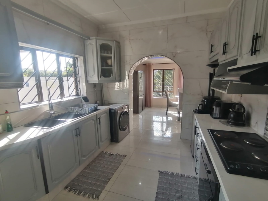 4 Bedroom Property for Sale in Sarnia KwaZulu-Natal