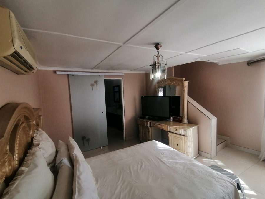 4 Bedroom Property for Sale in Sarnia KwaZulu-Natal